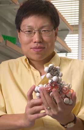 Dr. Yadong Wang